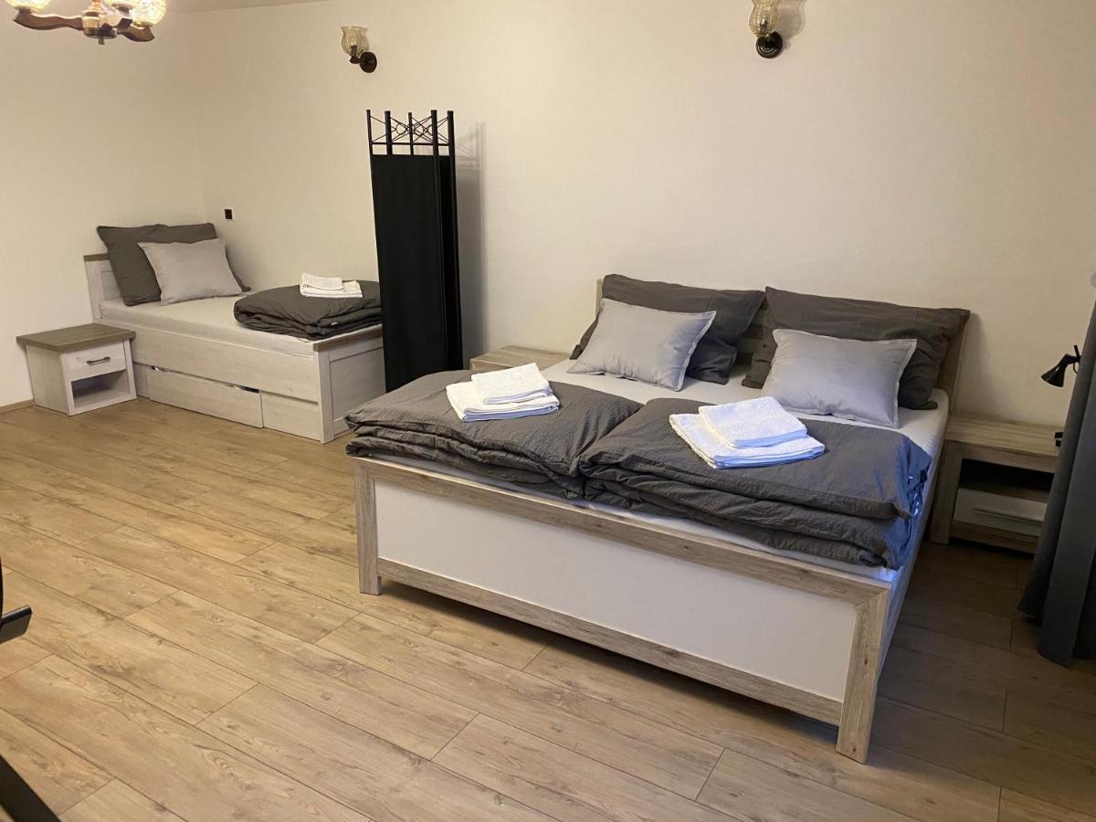 Apartman Pod Mandloni Starovice エクステリア 写真